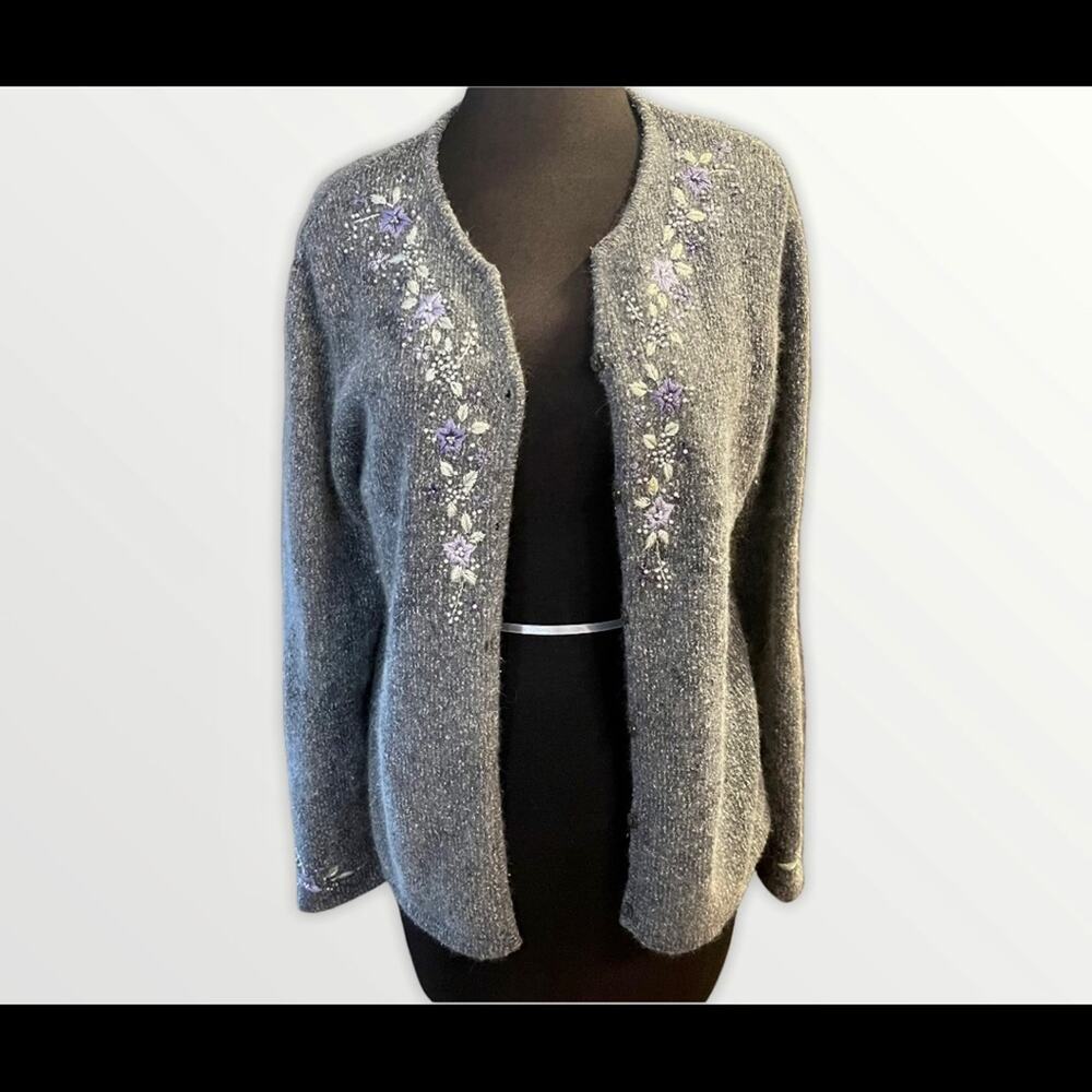 Vtg Silk Angora Dainty Floral Embroidered Cardigan Womens Size S Coquette Soft